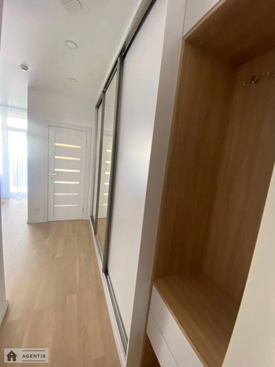 Сдам квартиру 1 комната, 26 m², 5 эт./27 этажей. 35, Василя Стуса вул., Киев. 