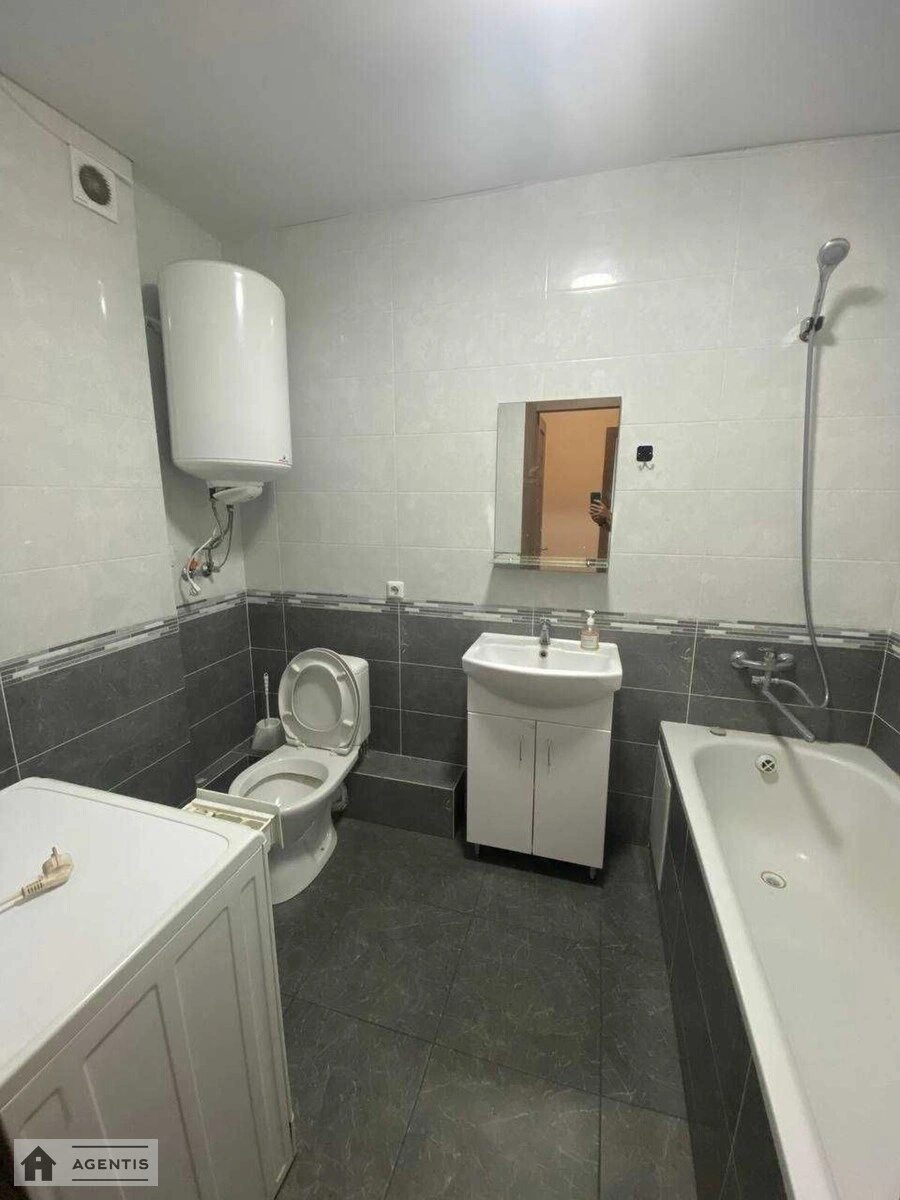 Сдам квартиру 1 комната, 48 m², 25 эт./25 этажей. Вирлицька , Киев. 