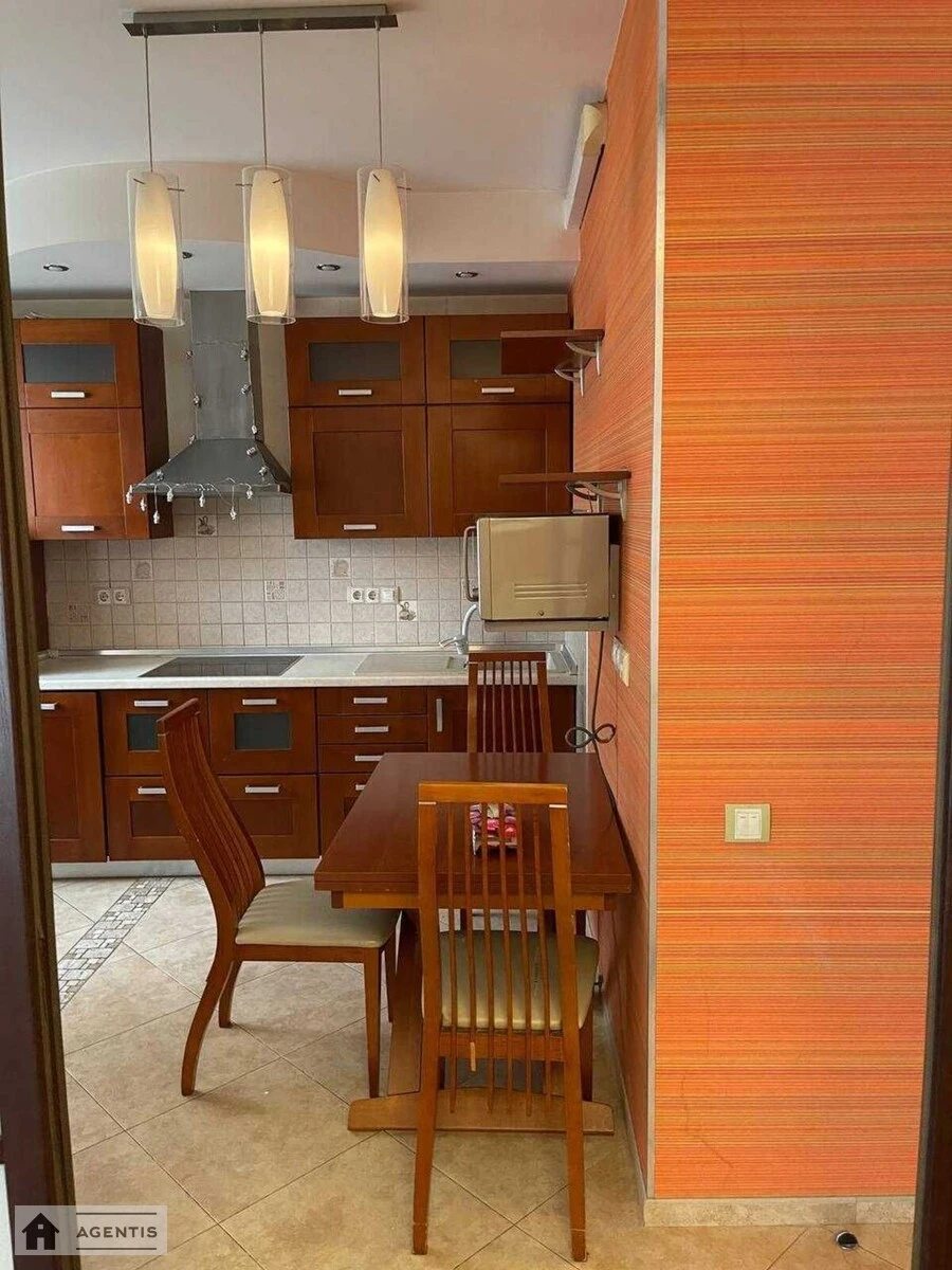 Apartment for rent 2 rooms, 85 m², 13th fl./23 floors. 22, Akademika Palladina prosp., Kyiv. 