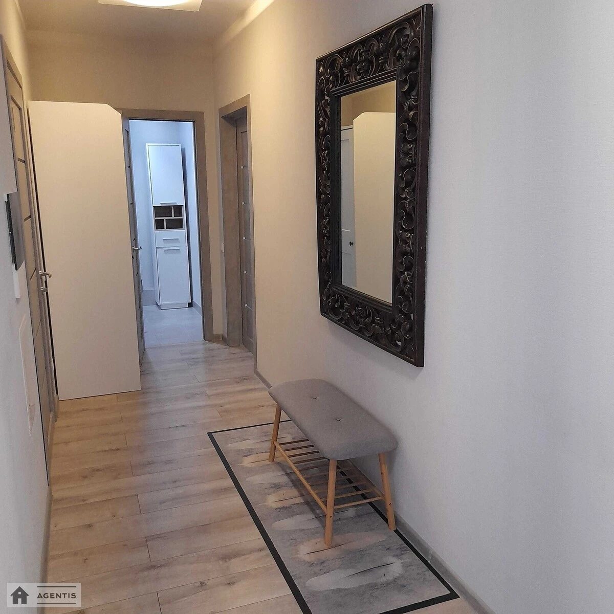 Apartment for rent 2 rooms, 63 m², 6th fl./10 floors. 14, Osvity 14, Kyiv. 