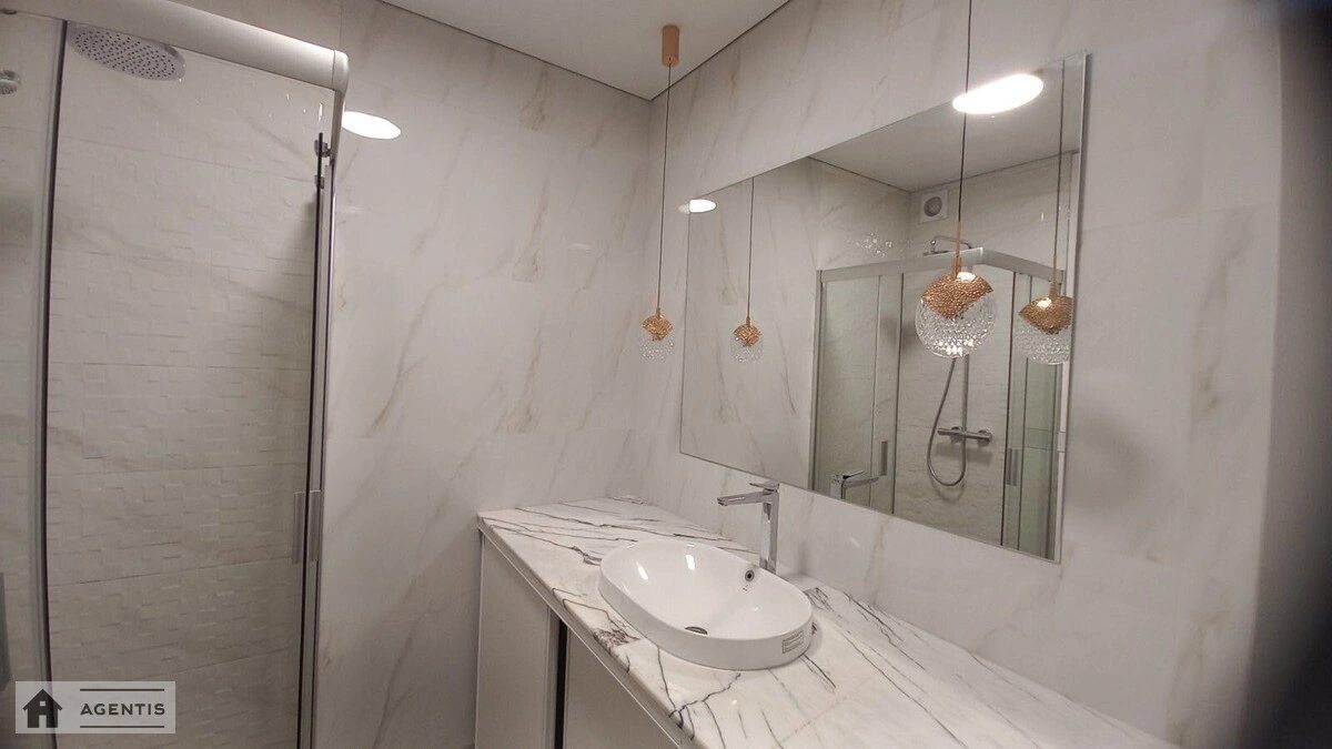 Сдам квартиру 1 комната, 55 m², 17 эт./36 этажей. 11, Берестейський просп. (Перемоги), Киев. 