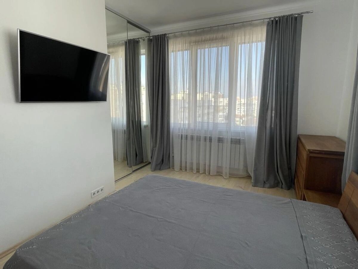 Apartments for sale 2 rooms, 78 m², 10th fl./10 floors. 27, Maryyi Prymachenko , Kryukivshchyna. 