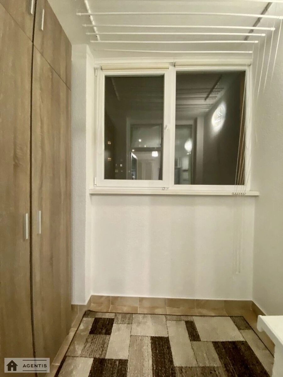 Сдам квартиру 1 комната, 37 m², 17 эт./25 этажей. 6, Петра Калнишевського вул. (Михайла Майорова), Киев. 