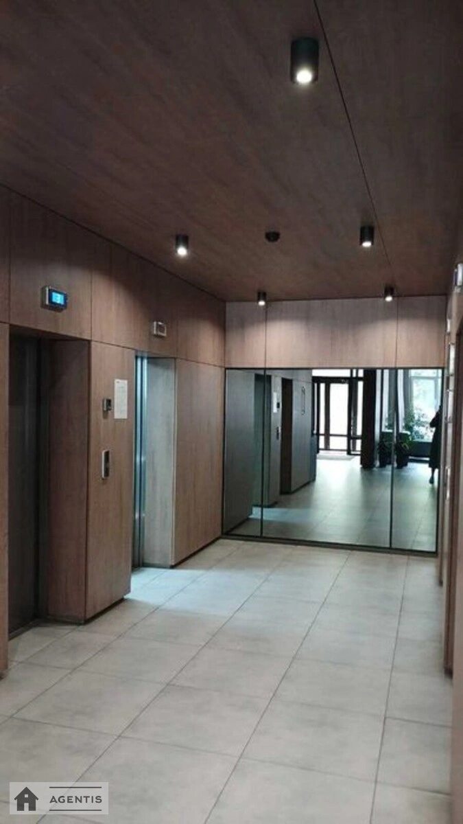 Сдам квартиру 1 комната, 51 m², 25 эт./26 этажей. 20, Соломянська вул., Киев. 