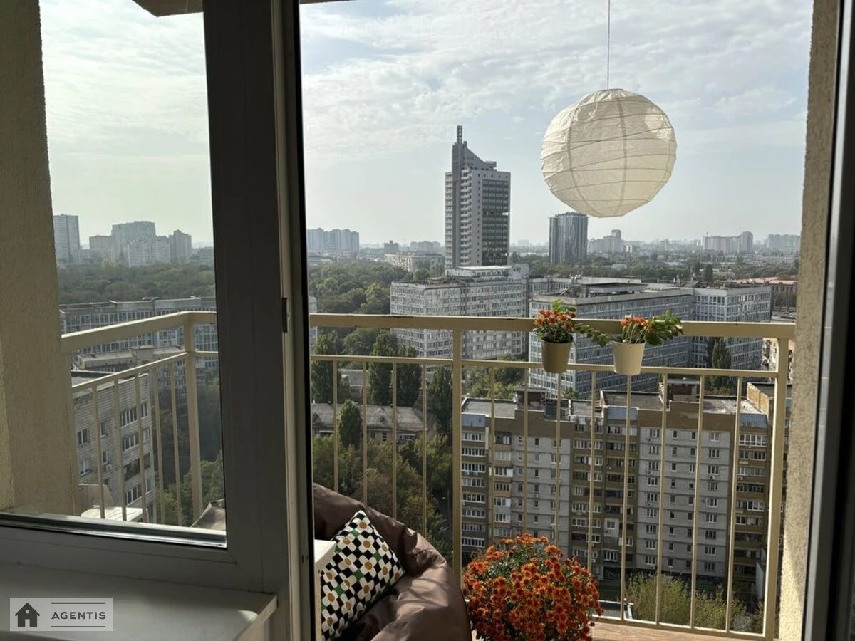 Apartment for rent 1 room, 50 m², 18th fl./24 floors. Mytropolyta Vasylya Lypkivskoho vul. Urytskoho, Kyiv. 