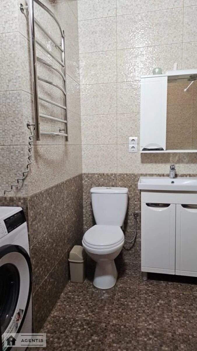 Сдам квартиру 1 комната, 37 m², 16 эт./25 этажей. 5, Софії Русової вул., Киев. 