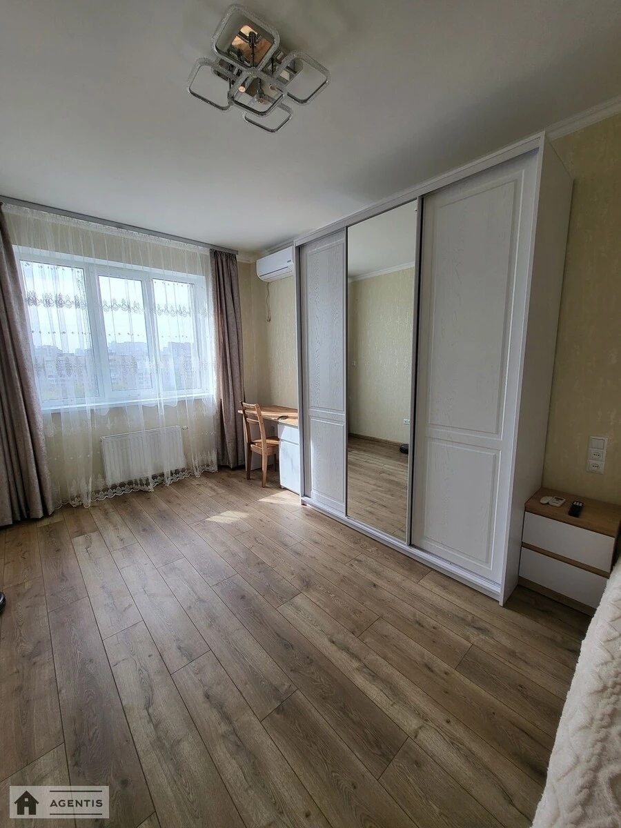 Сдам квартиру 1 комната, 42 m², 9 эт./24 этажа. 1, Архітектора Вербицького вул., Киев. 