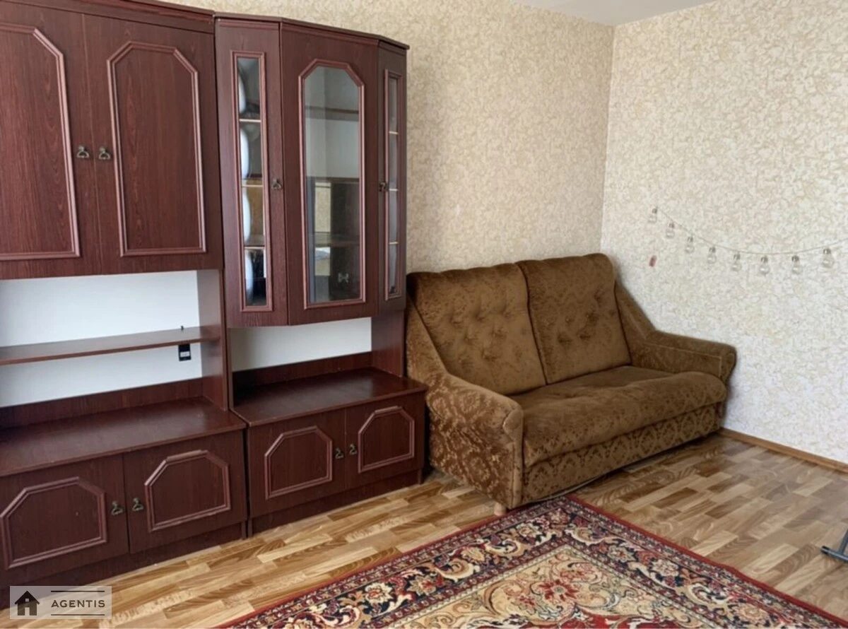 Apartment for rent 3 rooms, 101 m², 15th fl./19 floors. 4, Onore de Balzaka vul., Kyiv. 