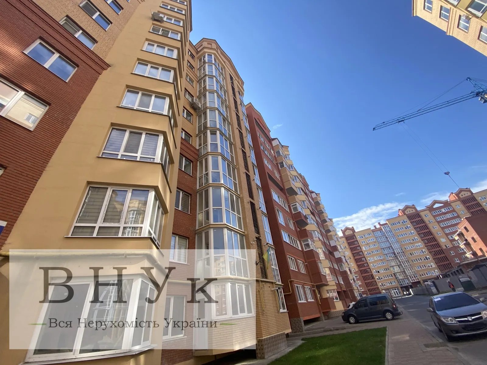 Продаж квартири 1 кімната, 388 m², 7 пов./10 поверхів. Тарнавського Генерала вул., Тернопіль. 