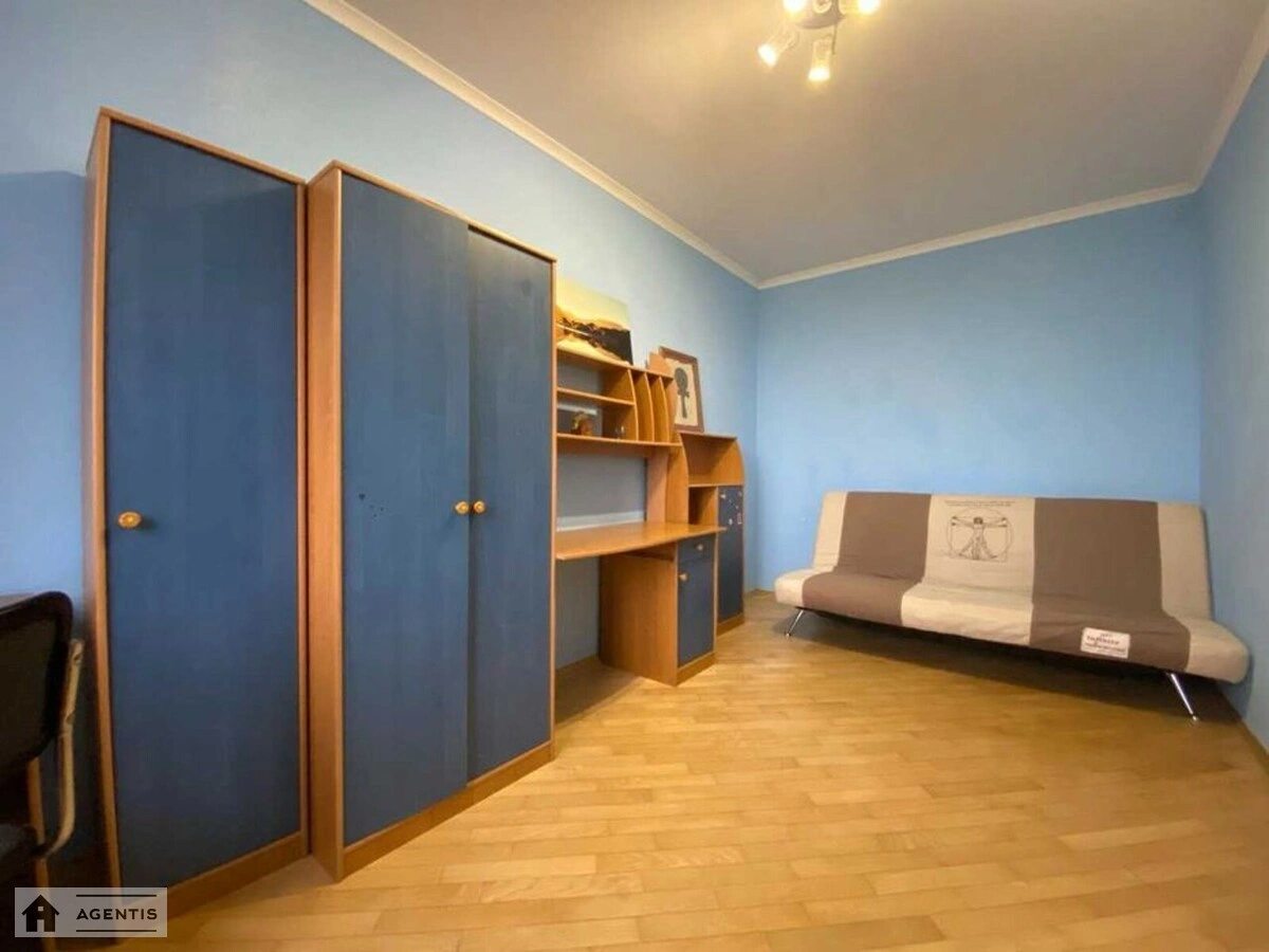 Apartment for rent 4 rooms, 120 m², 16th fl./21 floors. 68, Golosiyivskiy 68, Kyiv. 