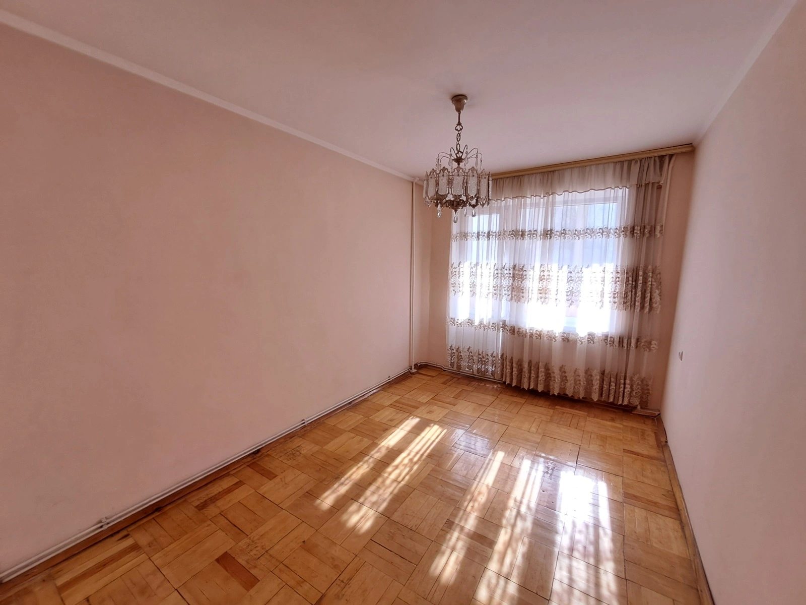 Apartments for sale 3 rooms, 64 m², 5th fl./9 floors. Chubynskoho P. vul., Ternopil. 