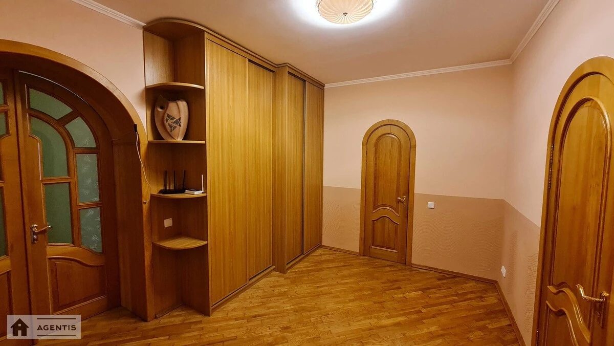 Apartment for rent 3 rooms, 125 m², 14th fl./21 floors. 24, Volodymyra Ivasyuka prosp. Heroyiv Stalinhrada, Kyiv. 