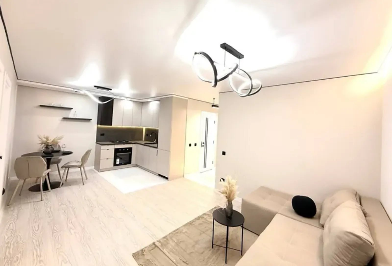 Продаж квартири 2 кімнати, 57 m², 3 пов./11 поверхів. Бам, Тернопіль. 