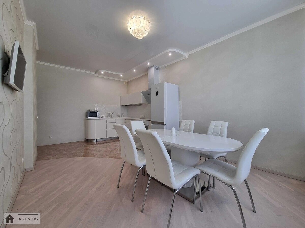 Apartment for rent 2 rooms, 84 m², 16th fl./23 floors. 14, Dniprovs'ka embankment 14, Kyiv. 