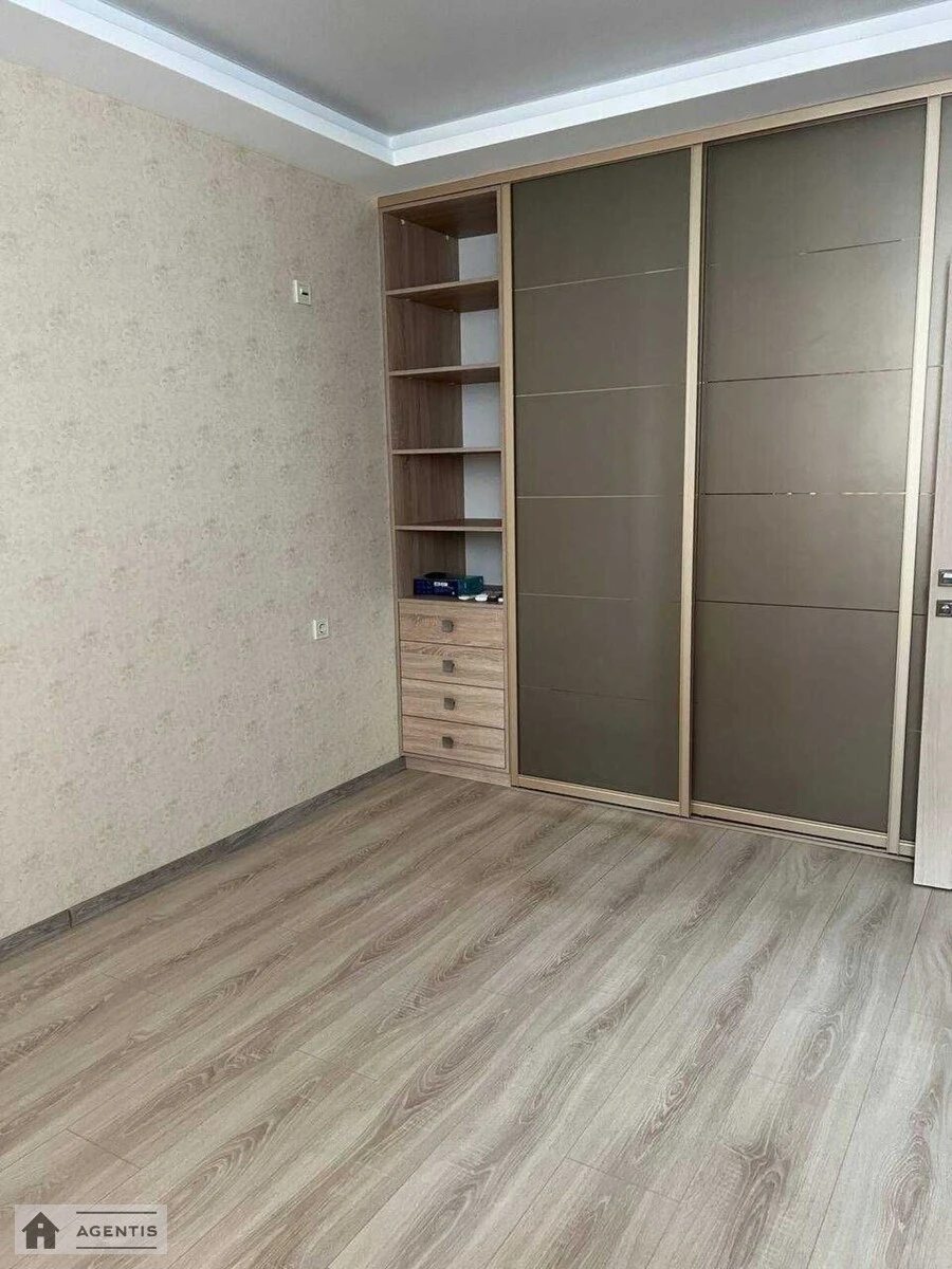 Apartment for rent 1 room, 37 m², 13th fl./20 floors. 43, Pravdy 43, Kyiv. 