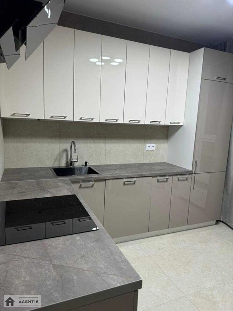 Сдам квартиру 2 комнаты, 65 m², 8 эт./25 этажей. 15, Академіка Заболотного вул., Киев. 