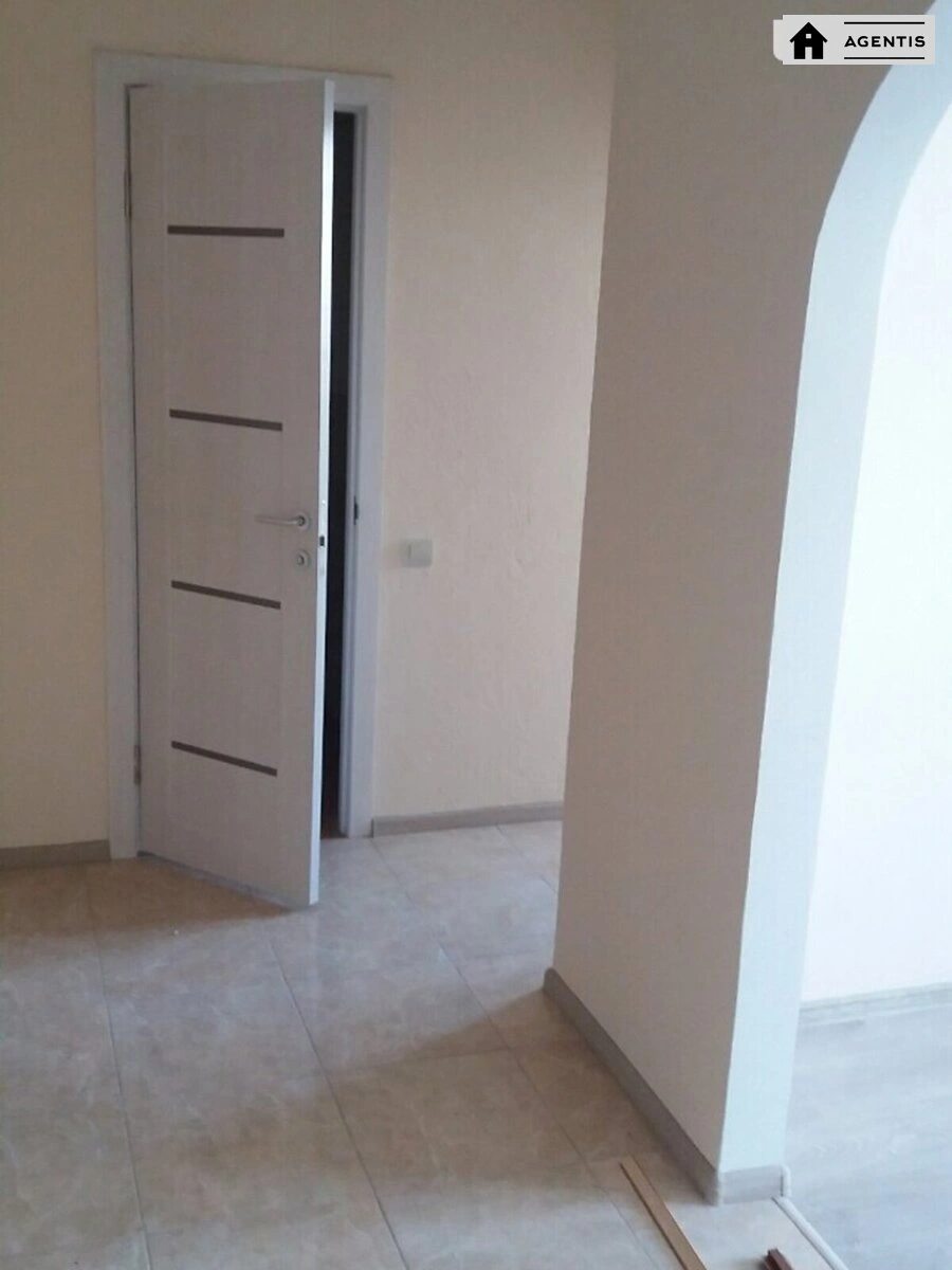 Сдам квартиру 1 комната, 37 m², 23 эт./26 этажей. 15, Соломії Крушельницької вул., Киев. 