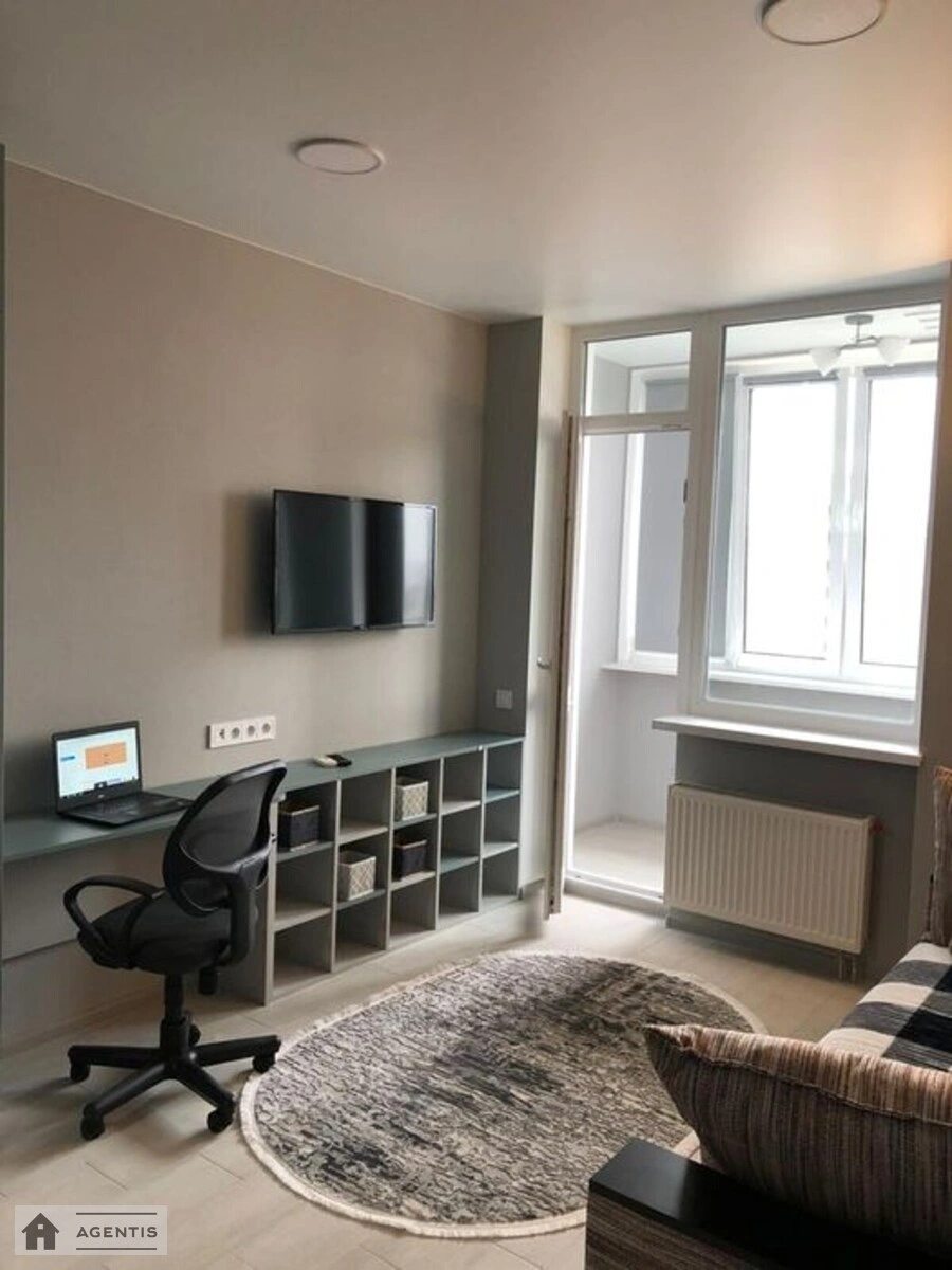 Сдам квартиру 1 комната, 31 m², 14 эт./26 этажей. 73, Полевая 73, Киев. 