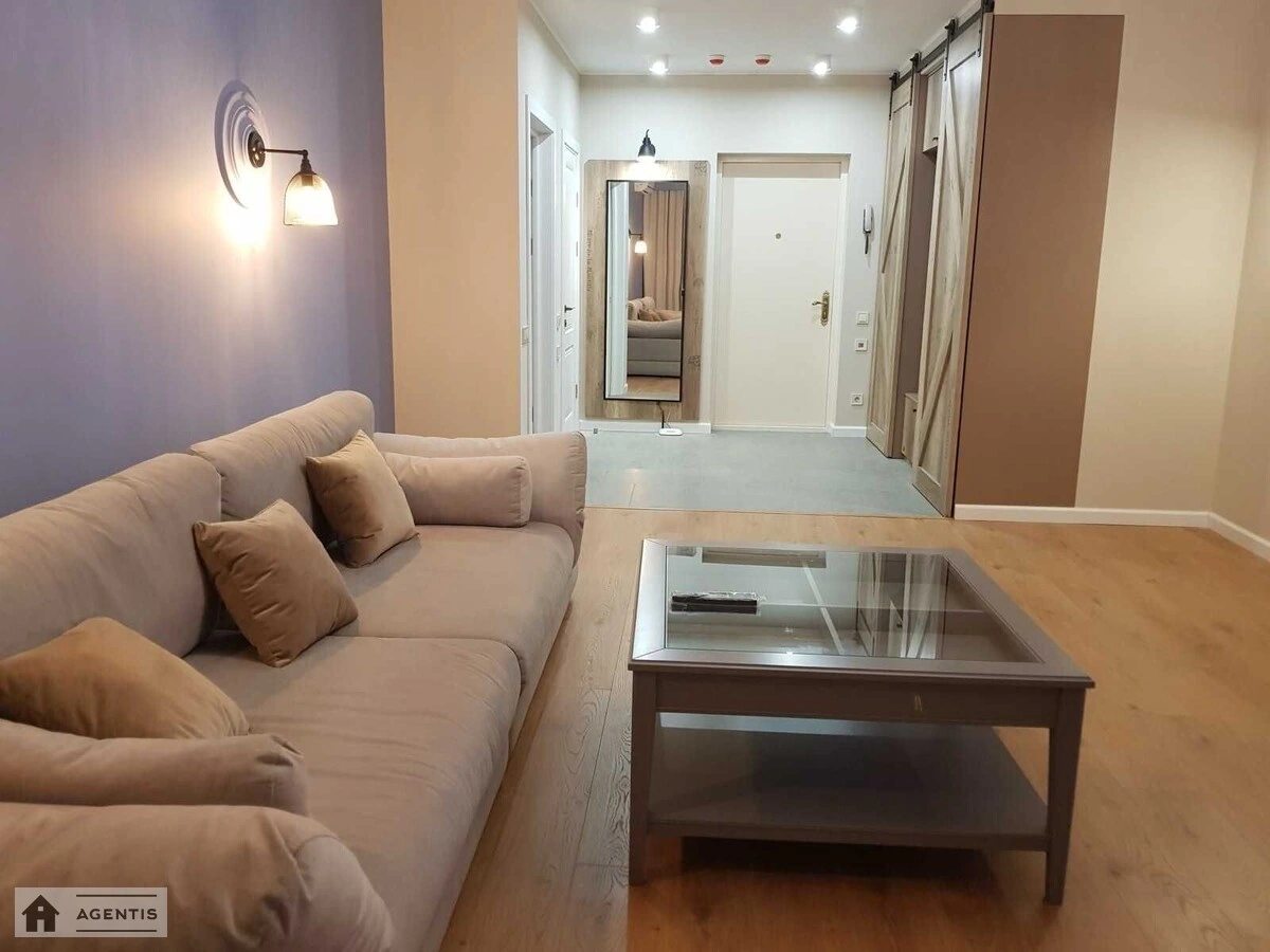 Сдам квартиру 2 комнаты, 85 m², 15 эт./24 этажа. 26, Оболонский 26, Киев. 