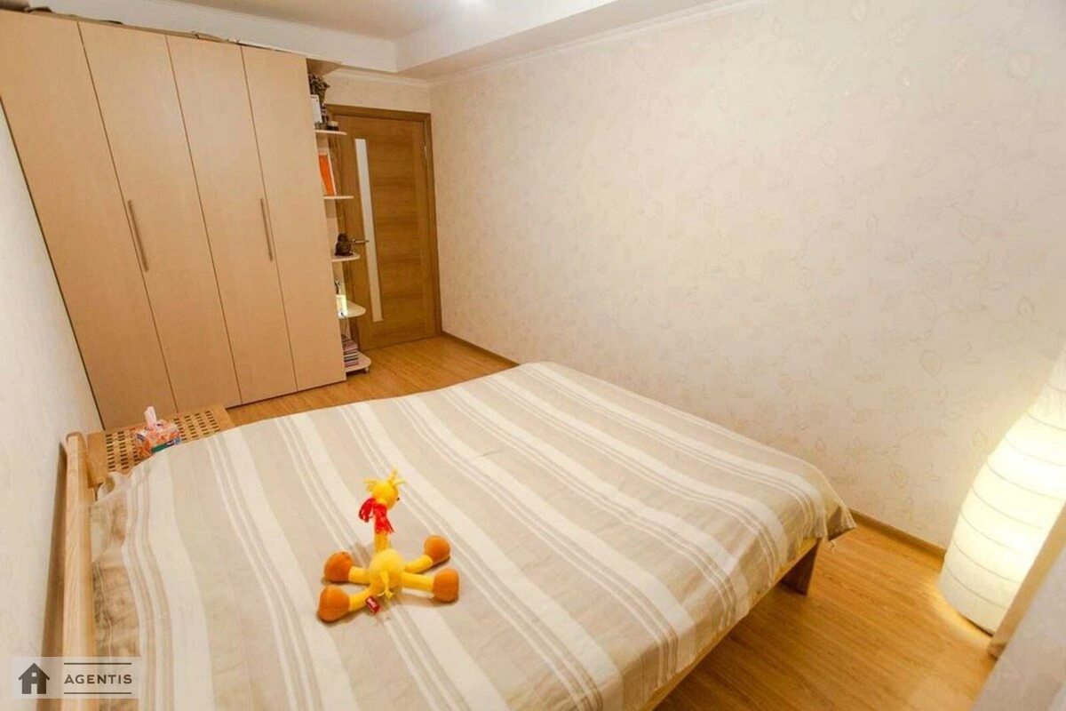 Apartment for rent 2 rooms, 47 m², 2nd fl./9 floors. 13, Kolomiyskiy 13, Kyiv. 