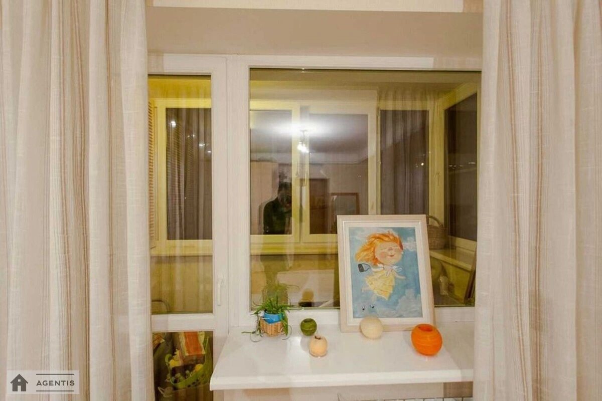 Apartment for rent 2 rooms, 47 m², 2nd fl./9 floors. 13, Kolomiyskiy 13, Kyiv. 