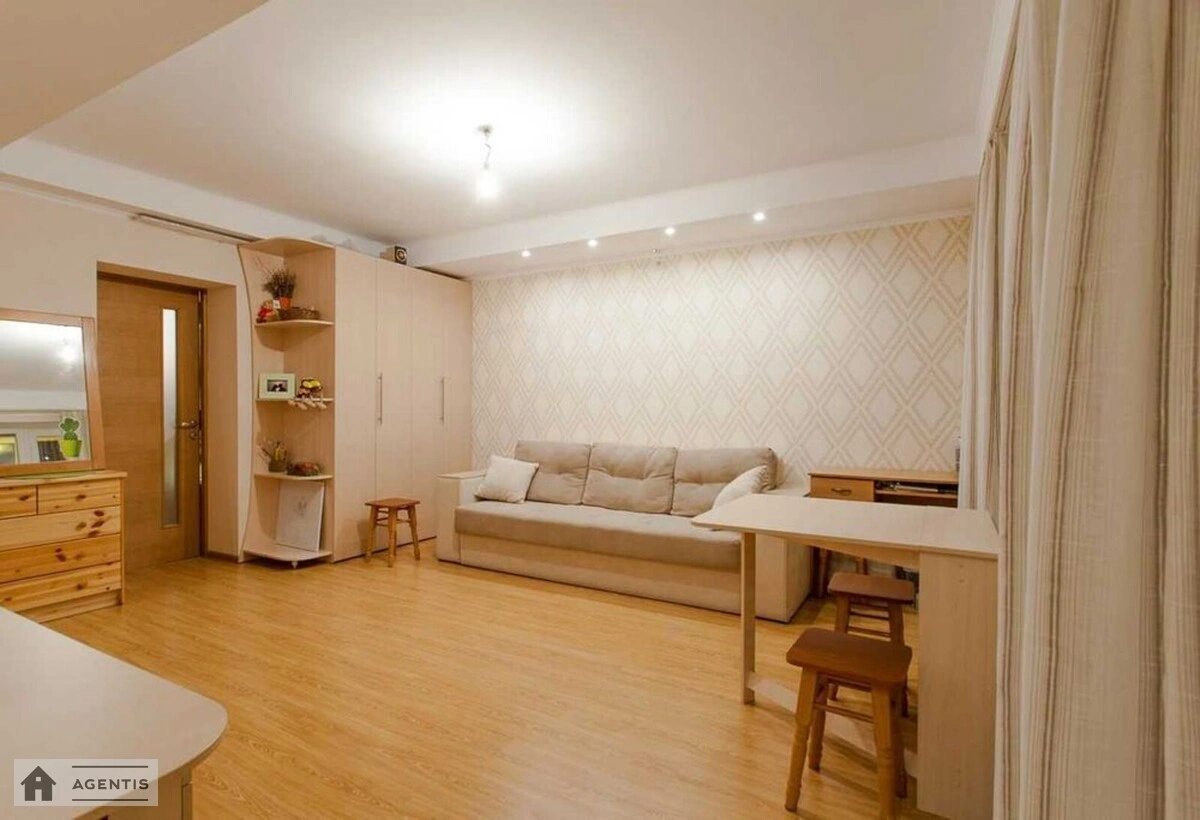 Apartment for rent 2 rooms, 47 m², 2nd fl./9 floors. 13, Kolomiyskiy 13, Kyiv. 