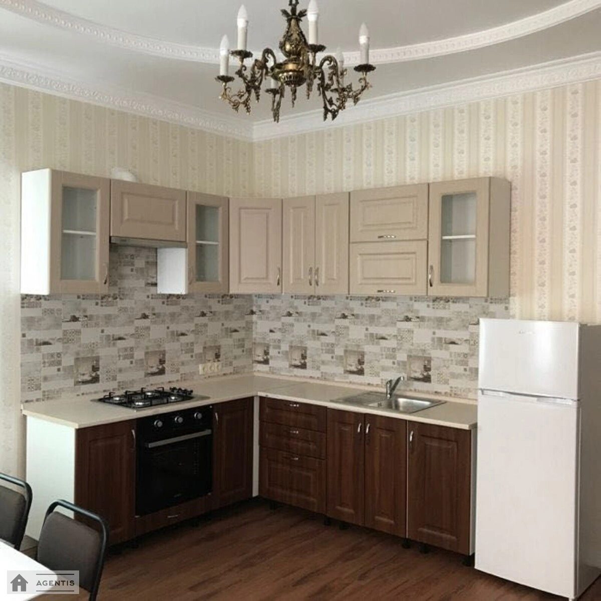 Apartment for rent 2 rooms, 95 m², 2nd fl./2 floors. Ivana Sirka vul., Kyiv. 