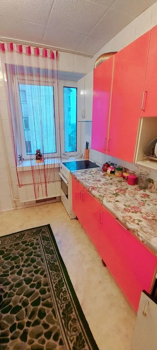 Apartment for rent 2 rooms, 59 m², 9th fl./10 floors. 1, Lesia Kurbasa 1, Kyiv. 