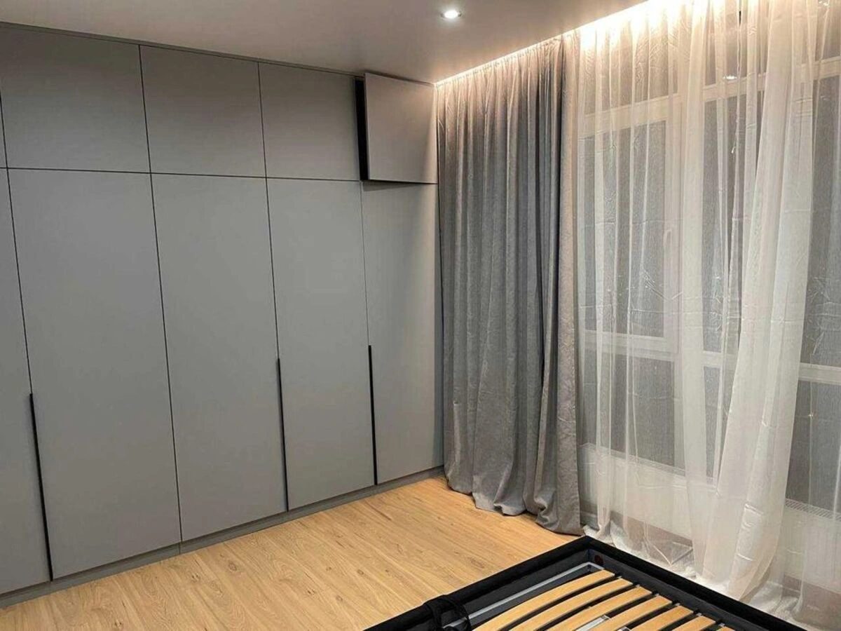 Сдам квартиру 2 комнаты, 65 m², 20 эт./25 этажей. 2, Кахи Бендукідзе вул., Киев. 