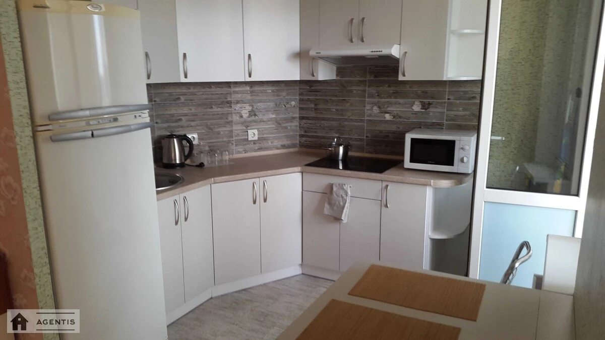 Apartment for rent 1 room, 33 m², 22nd fl./25 floors. 34, Yelyzavety Chavdar vul., Kyiv. 