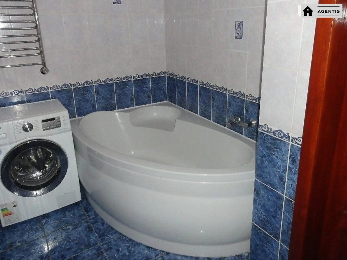 Здам квартиру 2 кімнати, 65 m², 12 пов./25 поверхів. 1, Святошинська 1, Київ. 