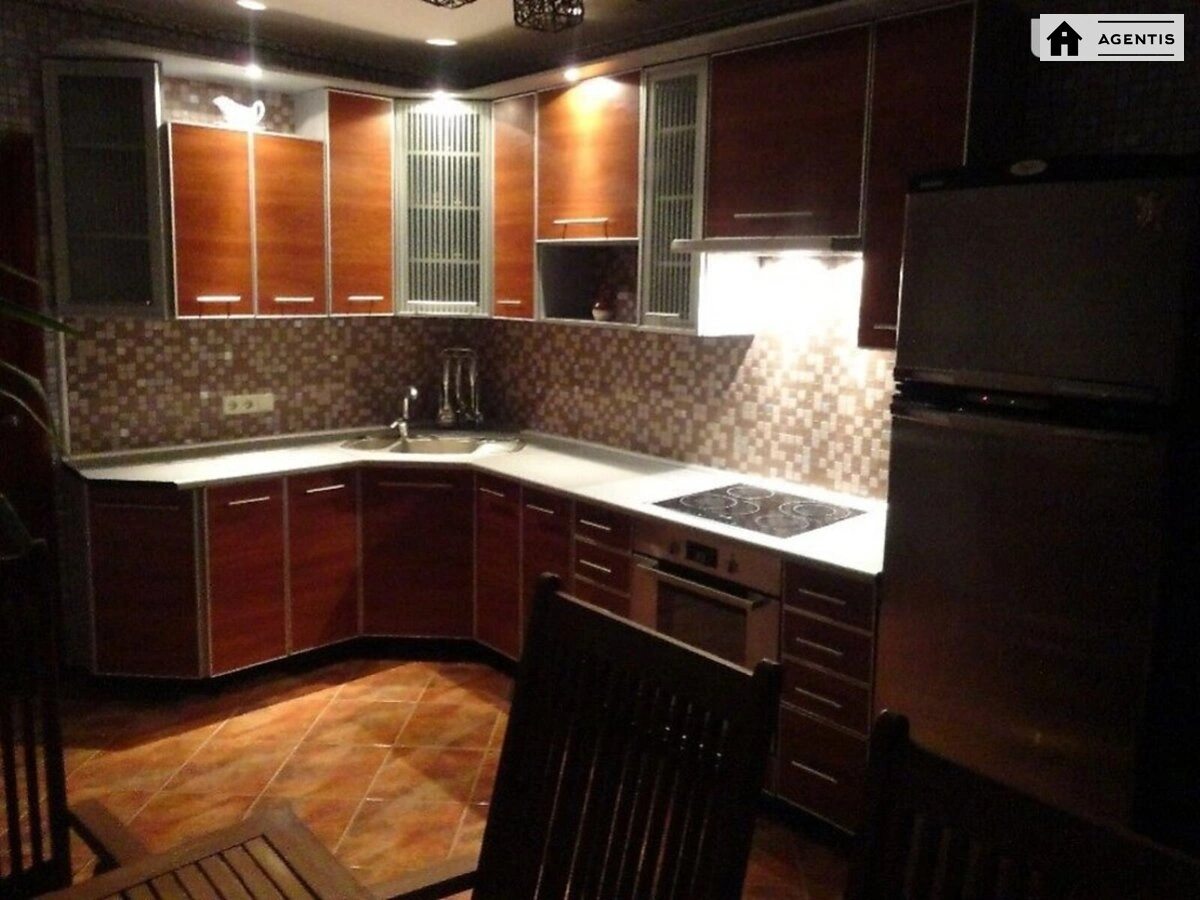 Apartment for rent 2 rooms, 65 m², 12th fl./25 floors. 1, Svyatoshynska 1, Kyiv. 