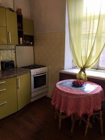 Продажа квартиры. 3 rooms, 80 m², 4th floor/5 floors. 42, Саксаганского 42, Киев. 