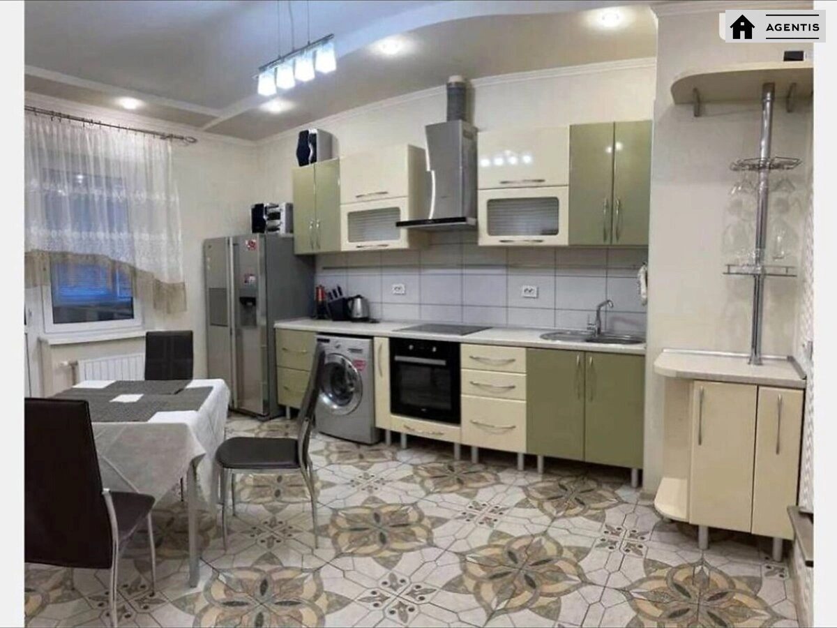 Здам квартиру 1 кімната, 54 m², 3 пов./24 поверхи. 1, Градинська 1, Київ. 