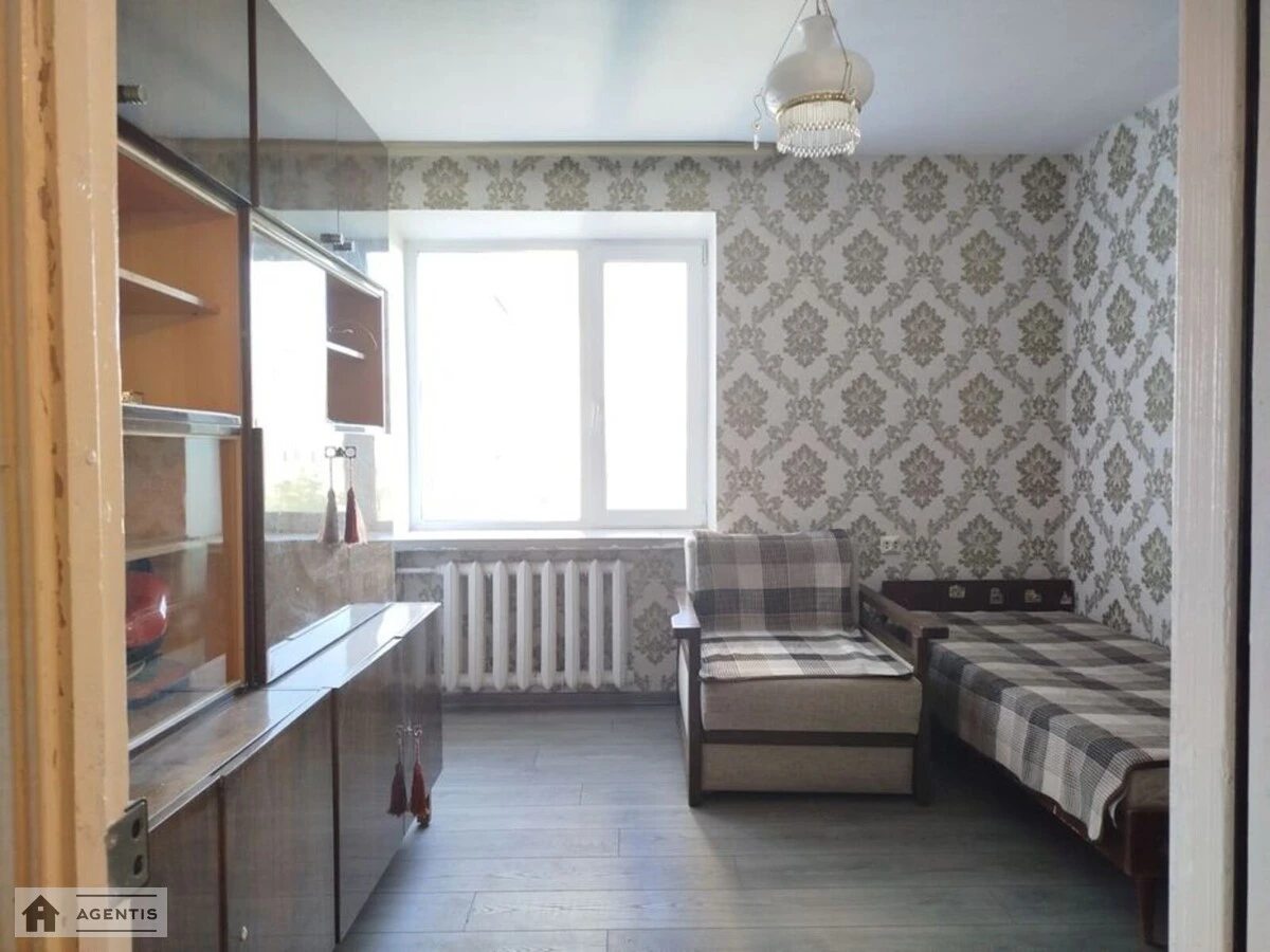 Apartment for rent 2 rooms, 45 m², 8th fl./12 floors. Profspilkova, Kyiv. 