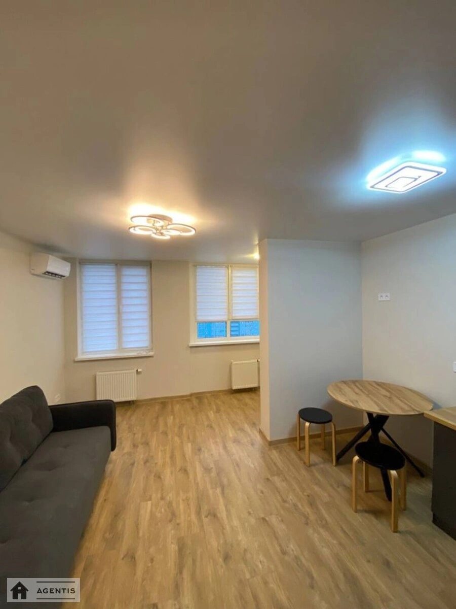 Сдам квартиру 1 комната, 30 m², 13 эт./25 этажей. 22, Приміська вул., Киев. 