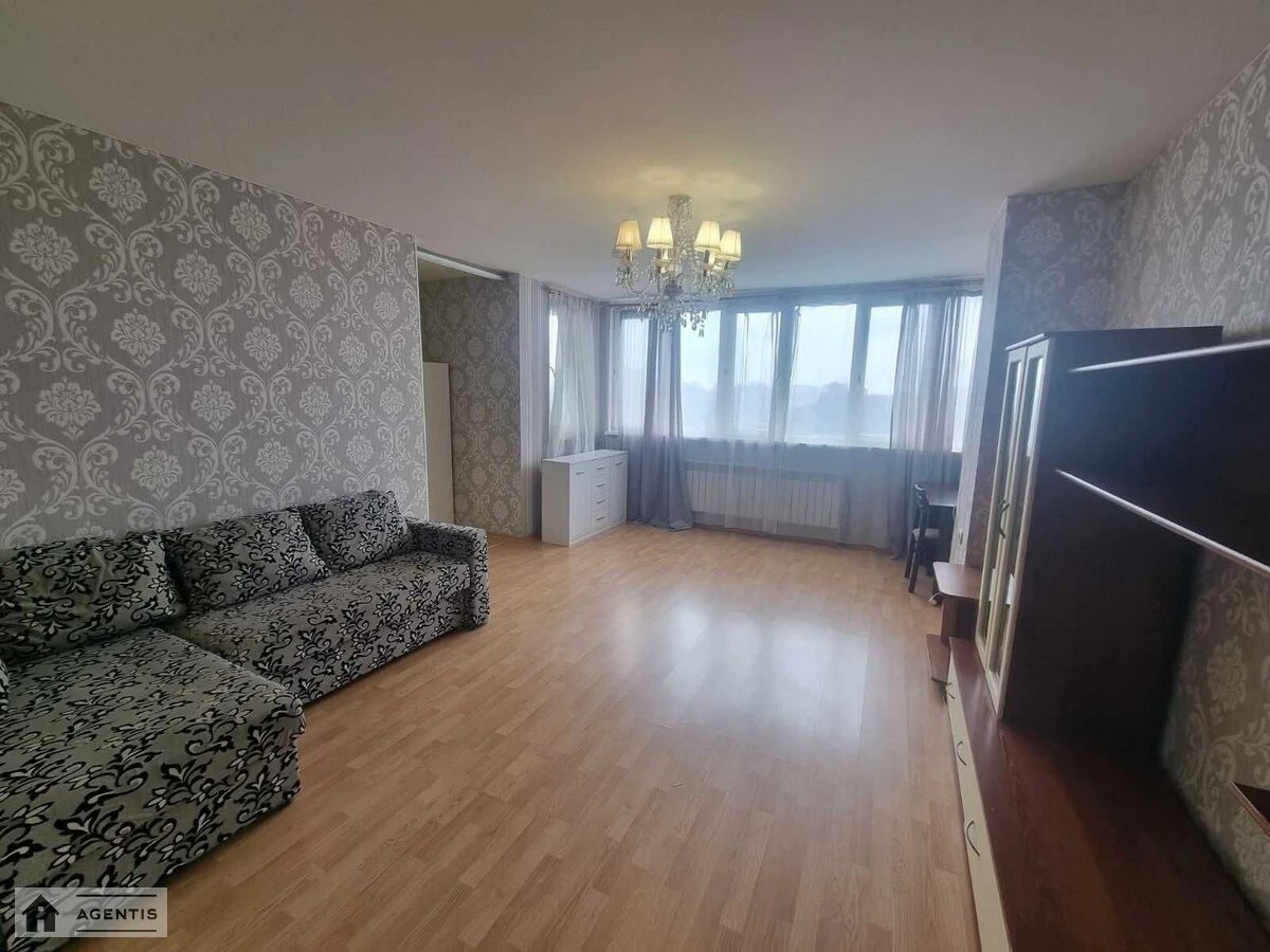 Apartment for rent 3 rooms, 95 m², 11th fl./25 floors. 1, Vadyma Hetmana vul., Kyiv. 