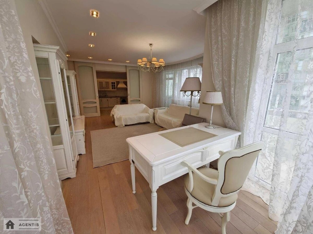 Apartment for rent 2 rooms, 93 m², 11th fl./25 floors. Henerala Shapovala vul. Mekhanizatoriv, Kyiv. 