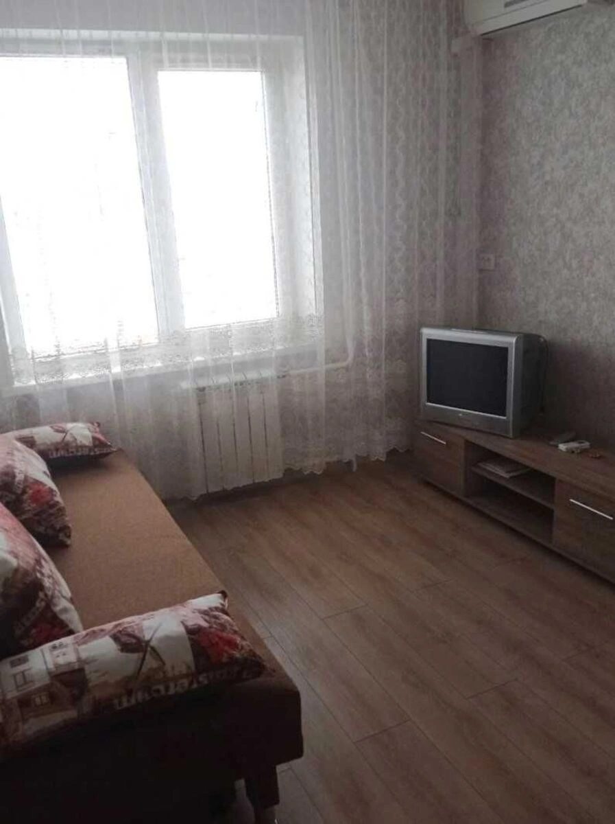 Здам квартиру 1 кімната, 25 m², 9 пов./9 поверхів. 24, Науки 24, Київ. 