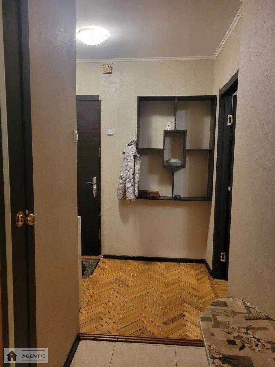 Apartment for rent 1 room, 32 m², 8th fl./24 floors. Mykhayla Dontsya vul., Kyiv. 