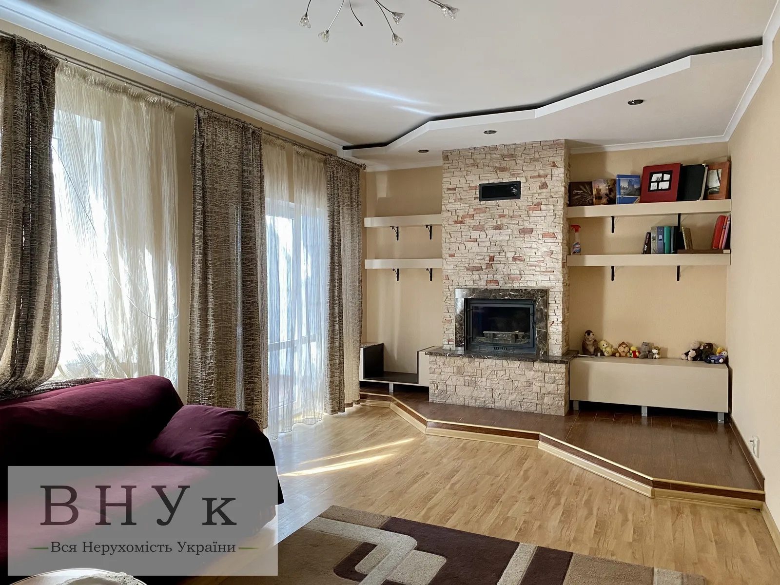 Продаж будинку 200 m², 3 поверхи. 57, Крушельницької С. вул., Тернопіль. 