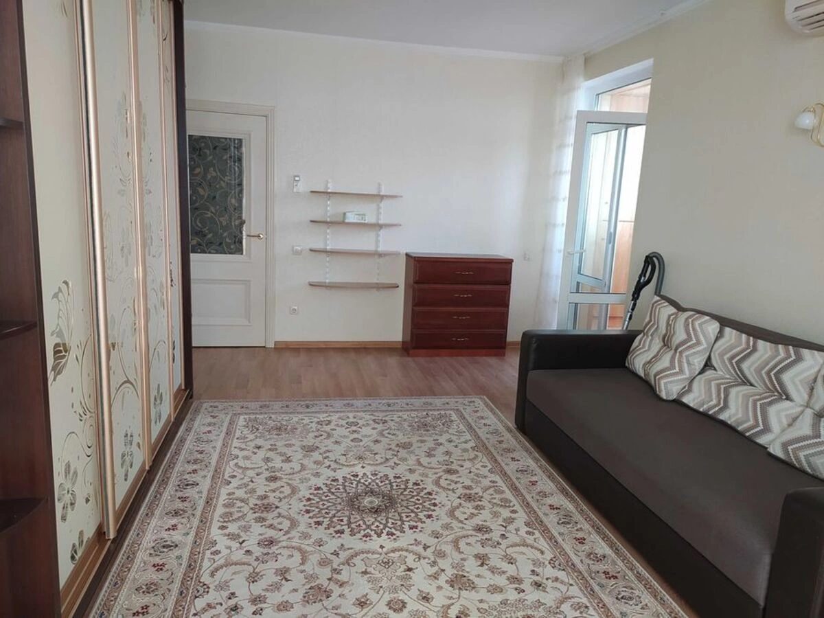 Apartment for rent 1 room, 56 m², 5th fl./25 floors. 3, Yuriya Shumskoho vul., Kyiv. 