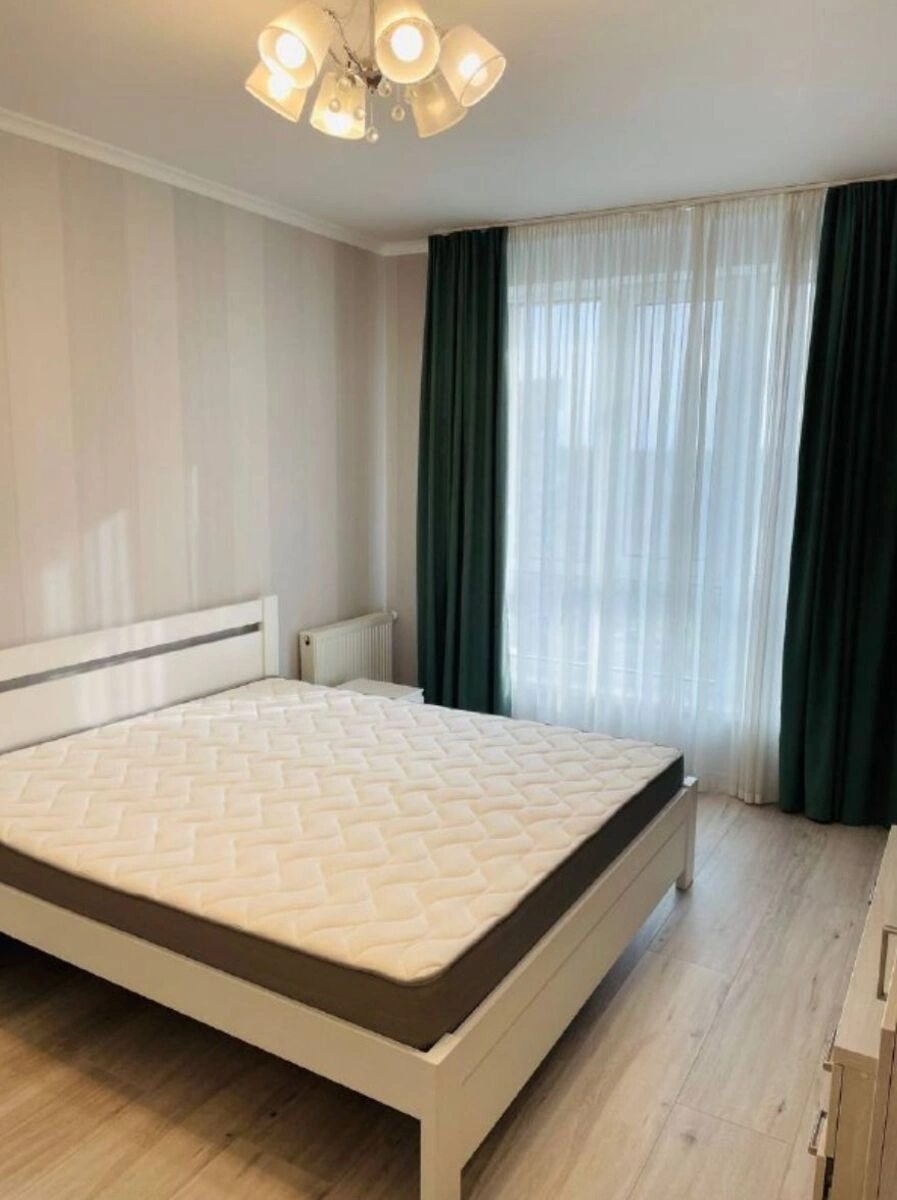 Сдам квартиру 2 комнаты, 40 m², 8 эт./10 этажей. 54, Метрологическая 54, Киев. 