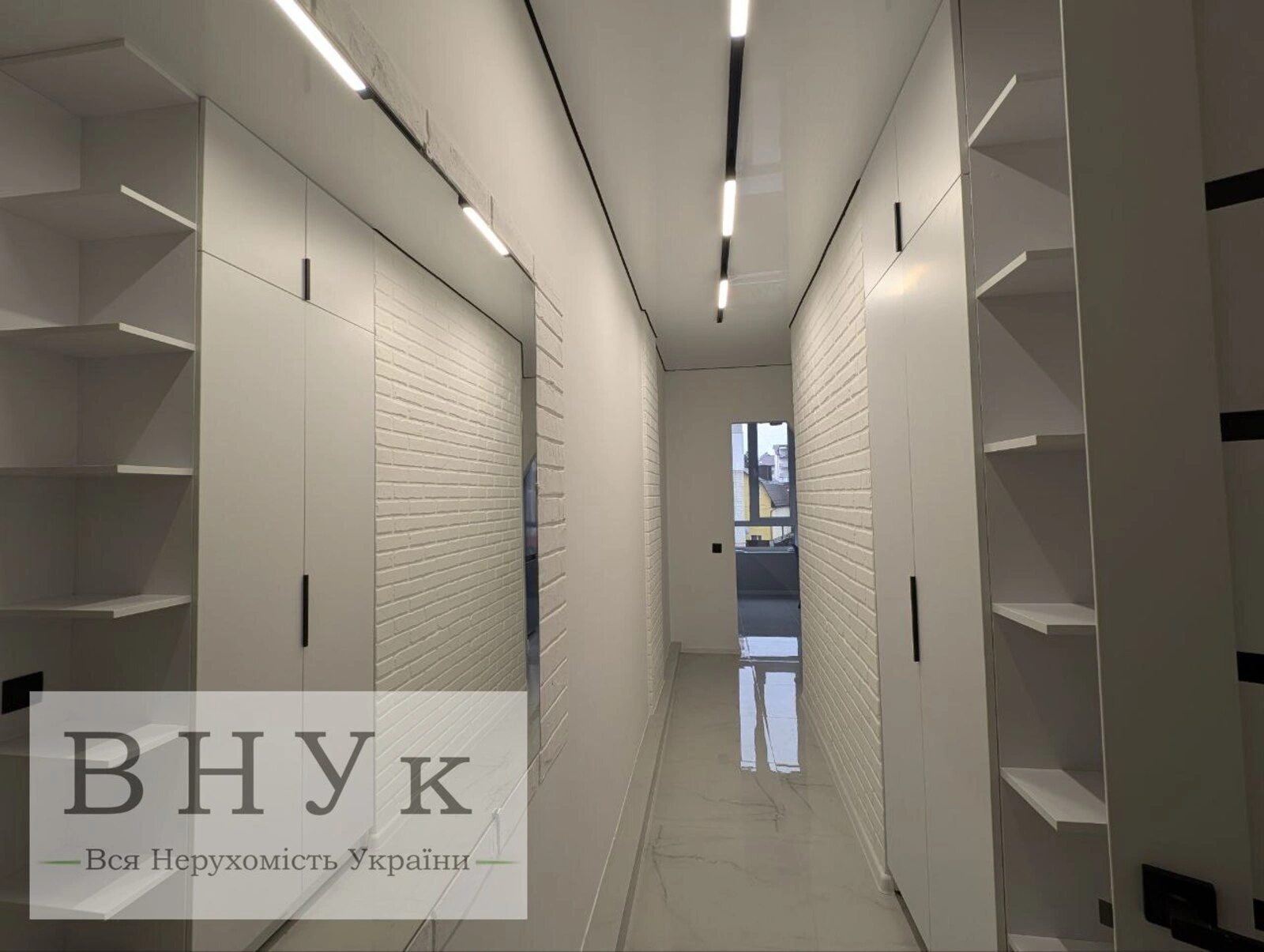 Продаж квартири 1 кімната, 35 m², 4 пов./4 поверхи. Петриківська , Тернопіль. 