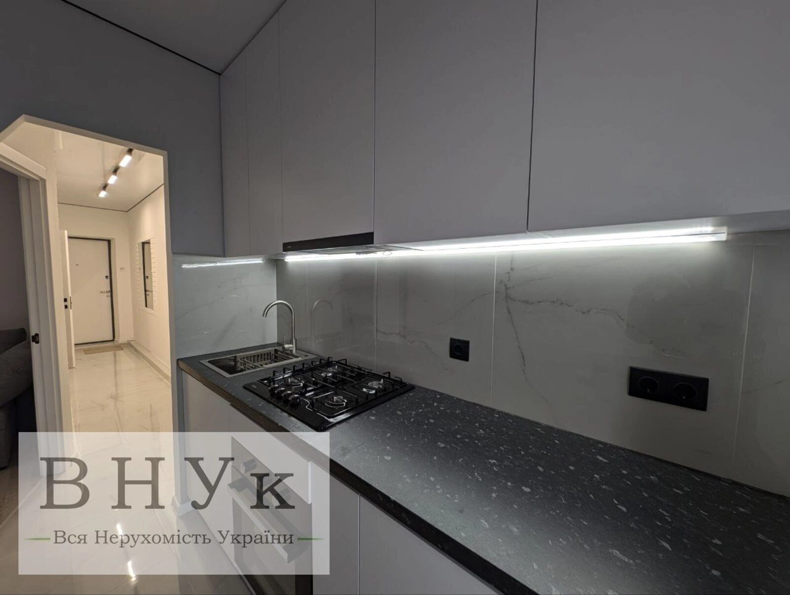 Продаж квартири 1 кімната, 35 m², 4 пов./4 поверхи. Петриківська , Тернопіль. 