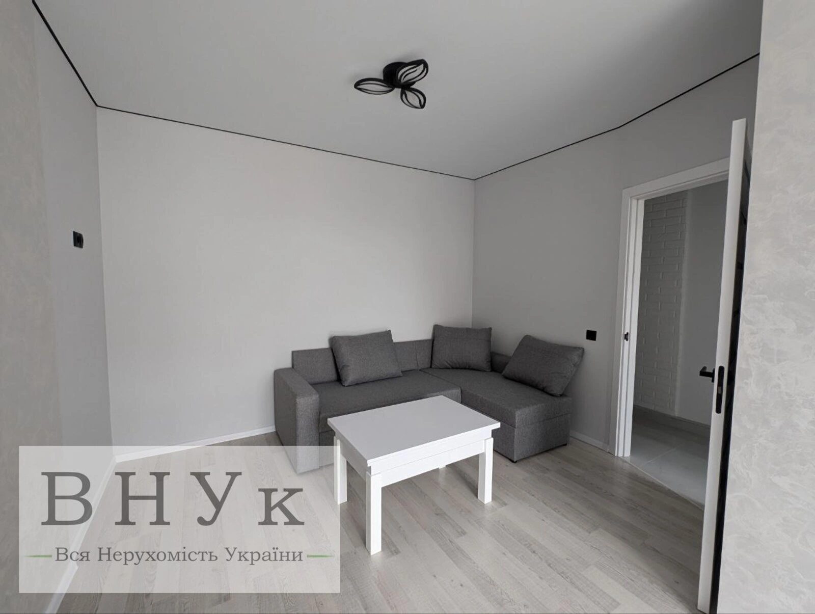 Продаж квартири 1 кімната, 35 m², 4 пов./4 поверхи. Петриківська , Тернопіль. 