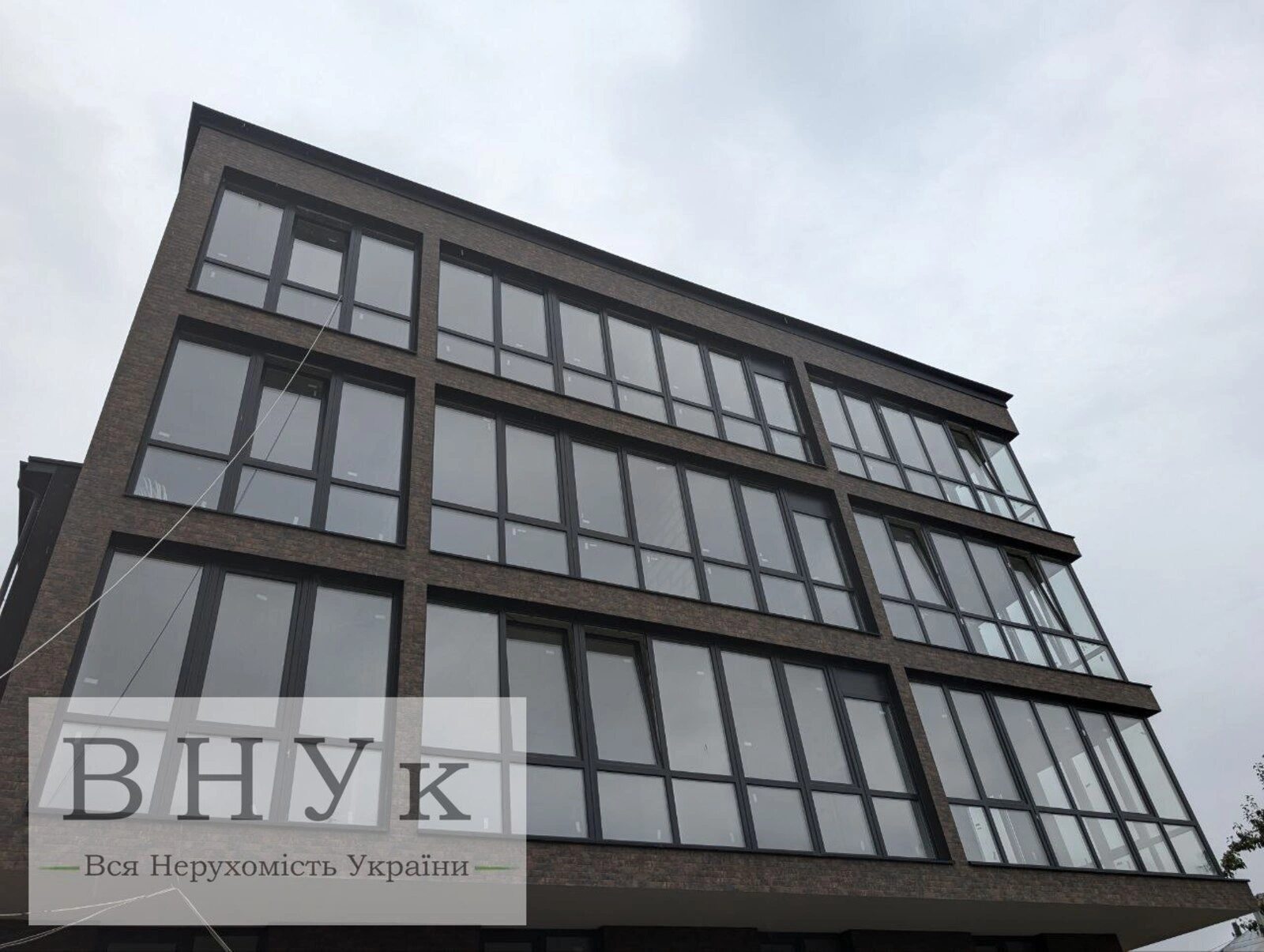 Продаж квартири 1 кімната, 35 m², 4 пов./4 поверхи. Петриківська , Тернопіль. 