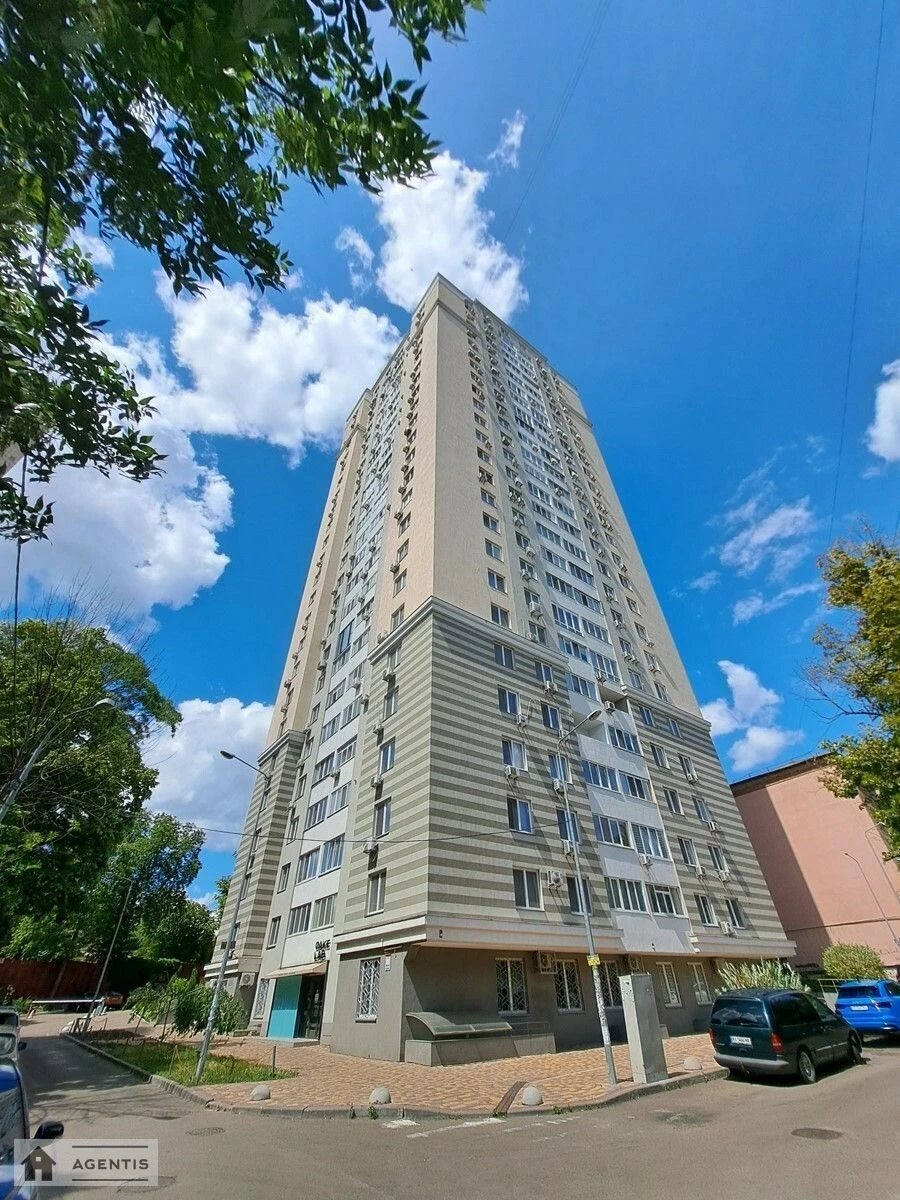 Сдам квартиру 2 комнаты, 65 m², 9 эт./24 этажа. 1, Тбилисский 1, Киев. 