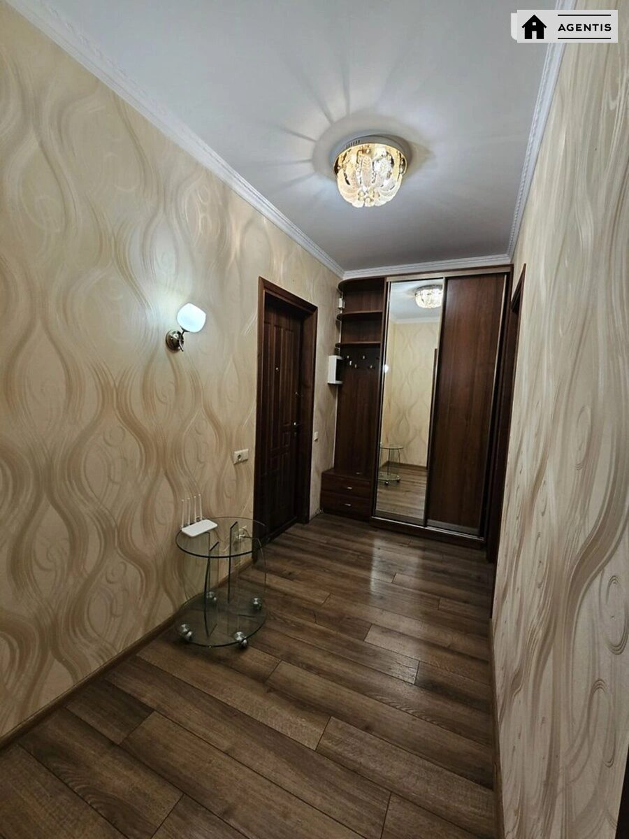 Здам квартиру 2 кімнати, 75 m², 16 пов./25 поверхів. 38, Урлівська 38, Київ. 