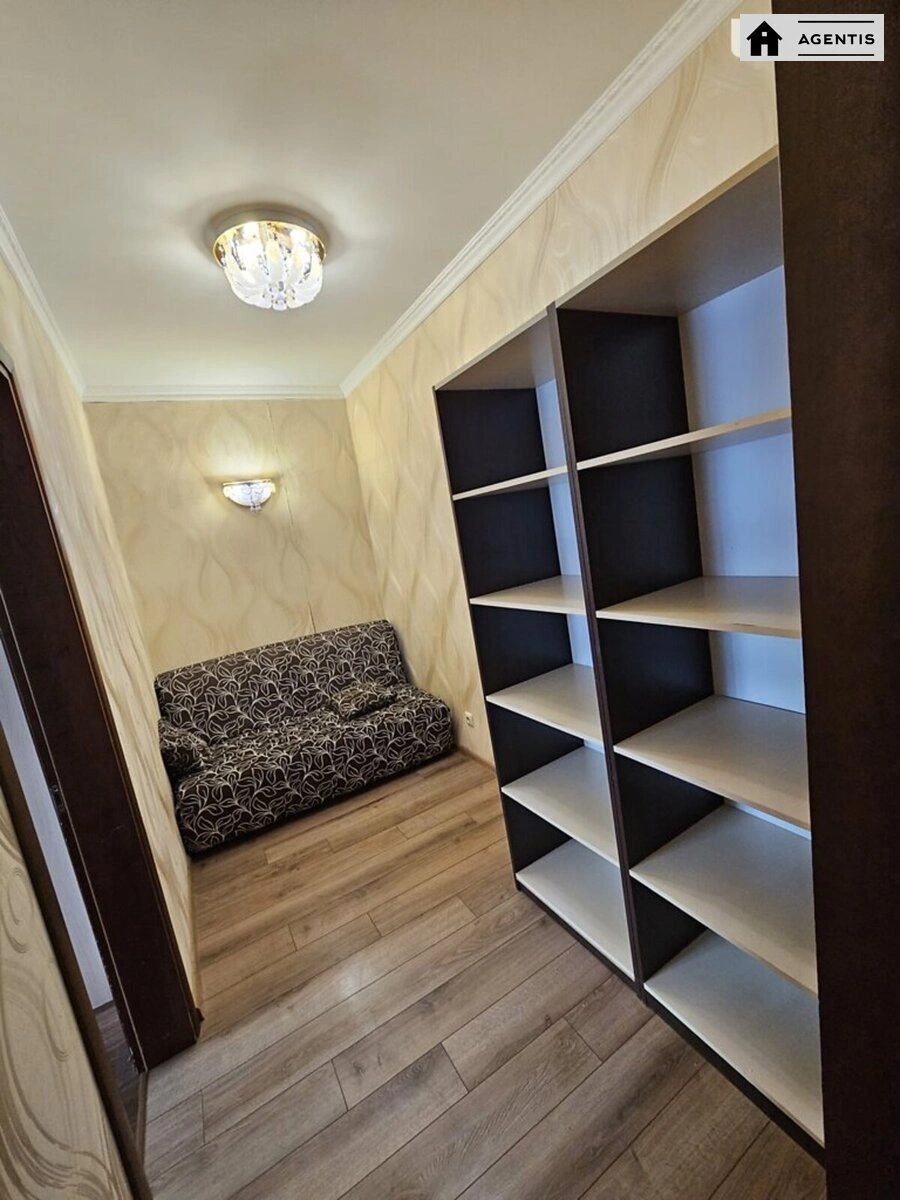 Apartment for rent 2 rooms, 75 m², 16th fl./25 floors. 38, Urlivska 38, Kyiv. 